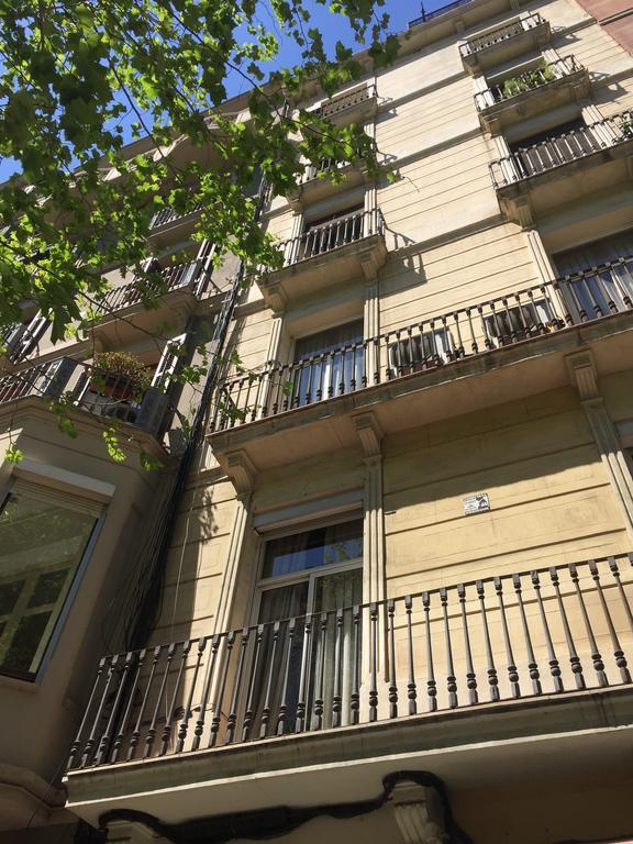 Petit Rossello Apartment บาร์เซโลนา ภายนอก รูปภาพ